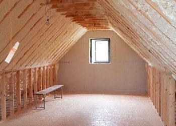 Insulating Your Roof: The Process and Benefits of Spray Foam