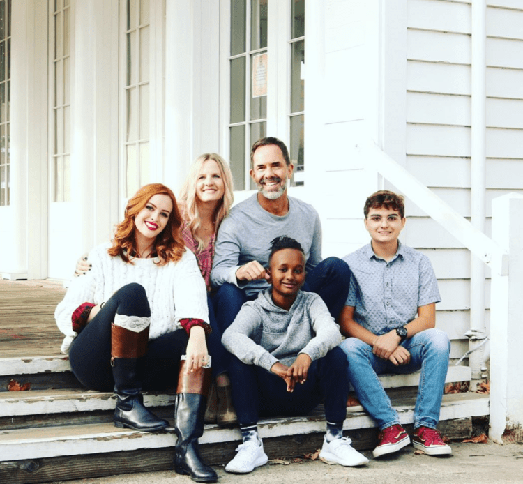 Building Families in Indiana: Why Work with an Indiana Adoption Agency
