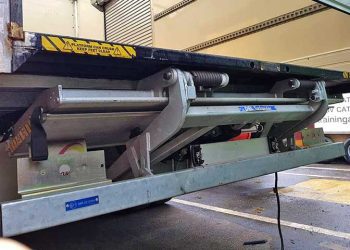 Minimizing Downtime: How Specialized Technical Knowledge Keeps Fleets Moving