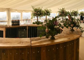 How Mobile Bar Hire Creates Memorable Occasions