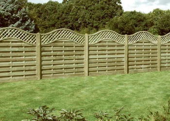 Expertise at Your Doorstep: The Advantages of Professional Fence Company Services