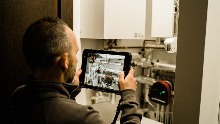 Navigating the HIU Service Landscape: Key Considerations